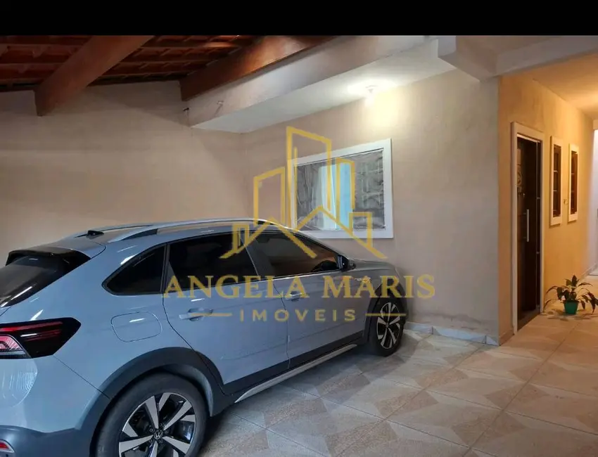 Casa com 3 quartos à venda, 120m2 em Sao Jose Dos Campos - SP - imagem 2 Foto 2 de Casa com 3 quartos à venda, 120m2 em Sao Jose Dos Campos - SP