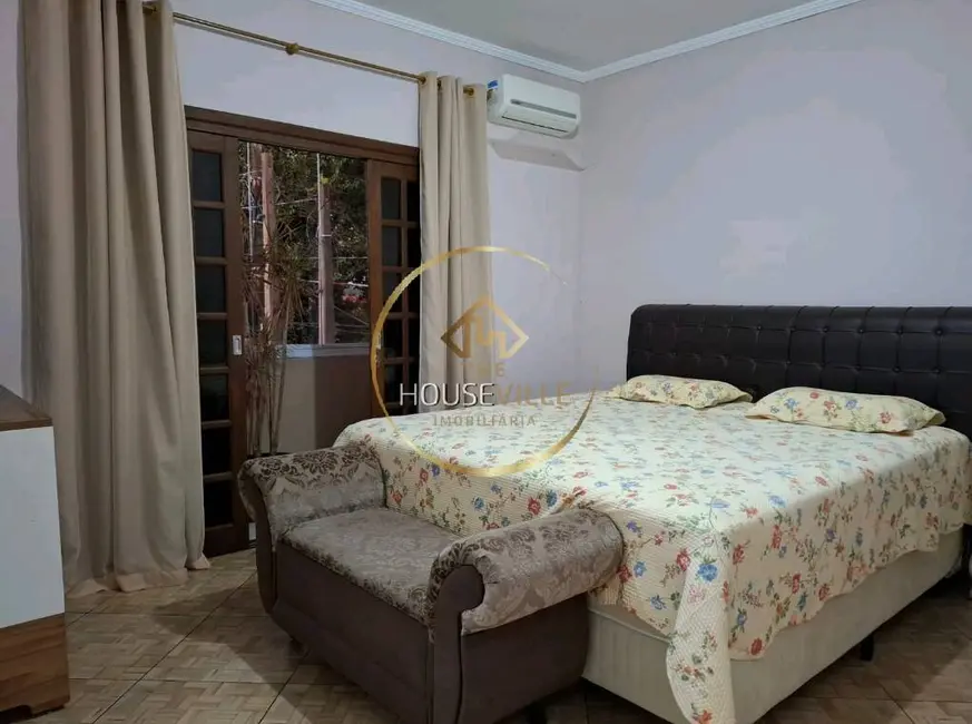 Foto 9 de Casa com 3 quartos à venda, 120m2 em Sao Jose Dos Campos - SP