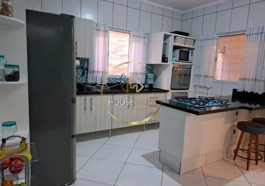 Foto 5 de Casa com 3 quartos à venda, 120m2 em Sao Jose Dos Campos - SP