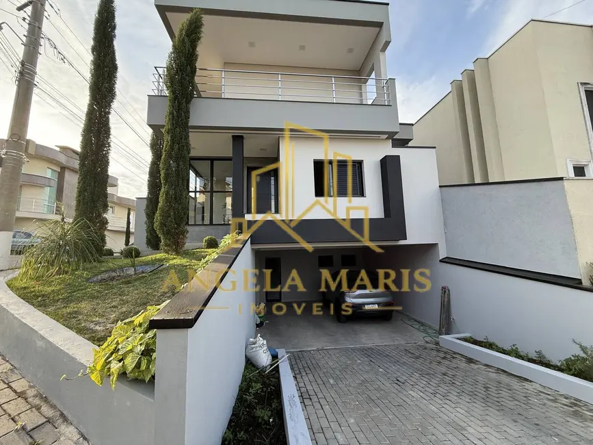 Foto 3 de Casa de Condomínio com 3 quartos à venda, 243m2 em Sao Jose Dos Campos - SP