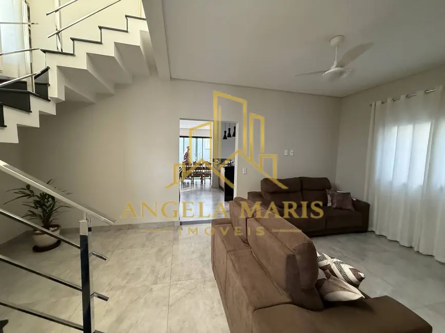 Foto 6 de Casa de Condomínio com 3 quartos à venda, 243m2 em Sao Jose Dos Campos - SP