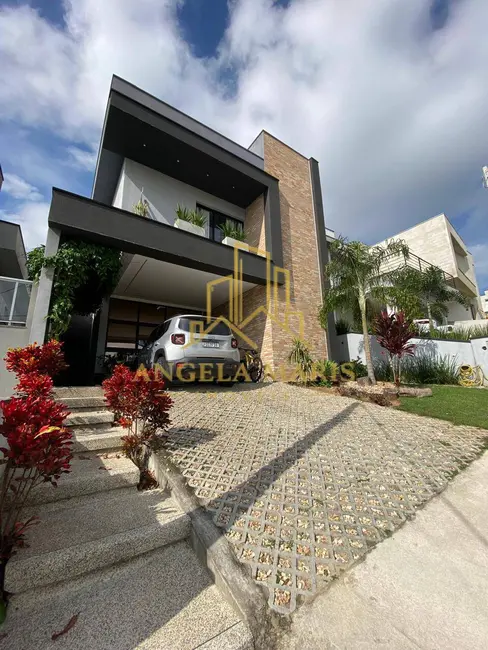 Foto 4 de Casa de Condomínio com 3 quartos à venda, 244m2 em Condomínio Residencial Fogaça, Jacarei - SP