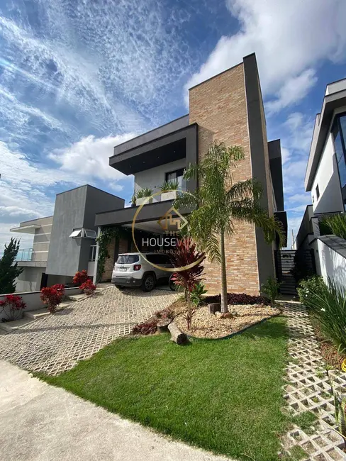 Foto 1 de Casa de Condomínio com 3 quartos à venda, 244m2 em Condomínio Residencial Fogaça, Jacarei - SP