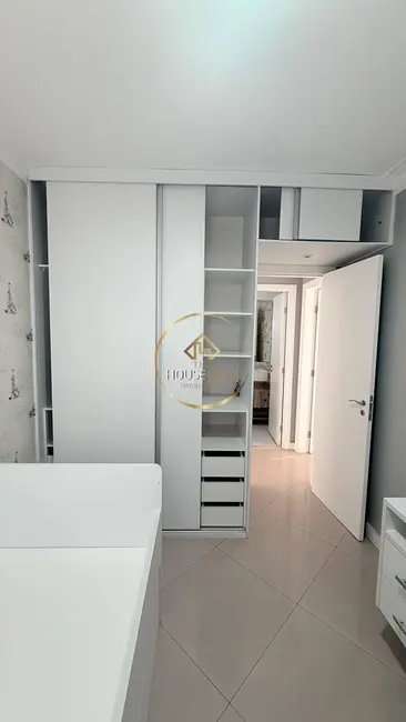 Apartamento com 2 quartos para alugar, 70m2 em Sao Jose Dos Campos - SP - imagem 5 Foto 5 de Apartamento com 2 quartos para alugar, 70m2 em Sao Jose Dos Campos - SP