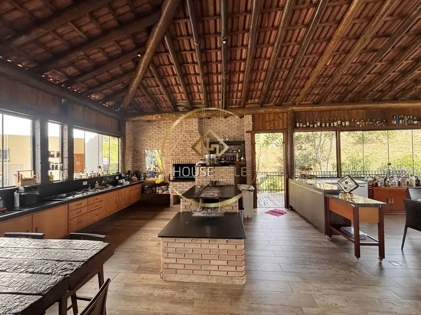 Foto 7 de Sítio / Rancho com 12 quartos à venda, 1500m2 em Sao Jose Dos Campos - SP