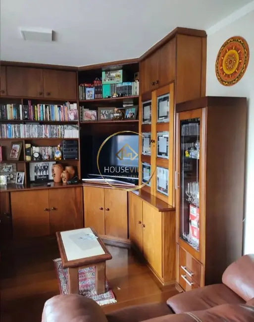 Apartamento com 3 quartos à venda, 135m2 em Sao Jose Dos Campos - SP - imagem 3 Foto 3 de Apartamento com 3 quartos à venda, 135m2 em Sao Jose Dos Campos - SP