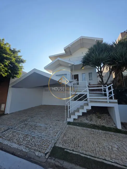 Casa de Condomínio com 4 quartos à venda, 245m2 em Sao Jose Dos Campos - SP - imagem 2 Foto 2 de Casa de Condomínio com 4 quartos à venda, 245m2 em Sao Jose Dos Campos - SP