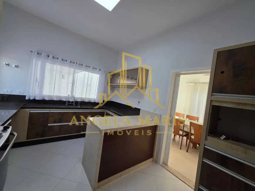 Foto 4 de Casa de Condomínio com 4 quartos à venda e para alugar, 245m2 em Sao Jose Dos Campos - SP
