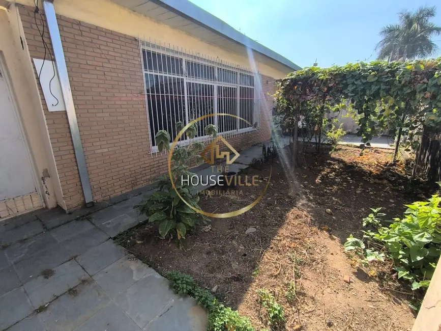 Foto 2 de Casa com 3 quartos à venda, 120m2 em Sao Jose Dos Campos - SP