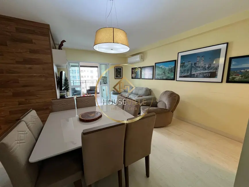 Foto 2 de Apartamento com 3 quartos à venda, 111m2 em Sao Jose Dos Campos - SP
