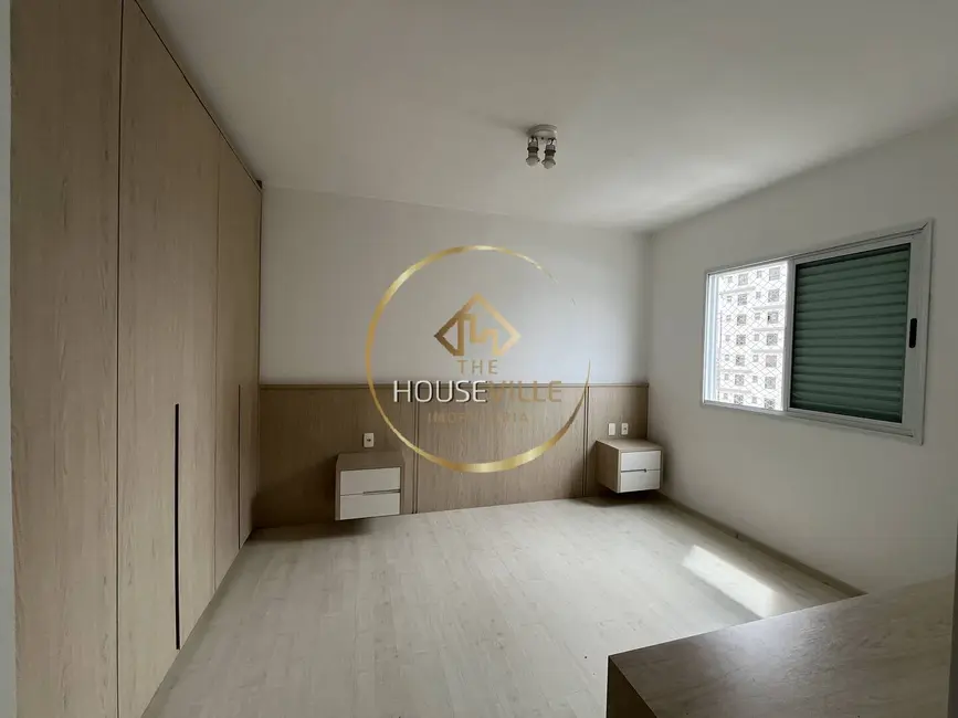 Apartamento com 3 quartos à venda e para alugar, 111m2 em Sao Jose Dos Campos - SP - imagem 6 Foto 6 de Apartamento com 3 quartos à venda e para alugar, 111m2 em Sao Jose Dos Campos - SP