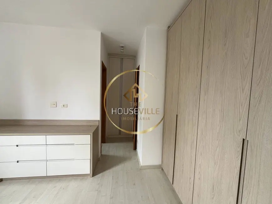 Apartamento com 3 quartos à venda e para alugar, 111m2 em Sao Jose Dos Campos - SP - imagem 5 Foto 5 de Apartamento com 3 quartos à venda e para alugar, 111m2 em Sao Jose Dos Campos - SP