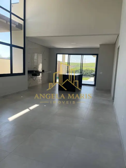 Foto 3 de Casa de Condomínio com 3 quartos à venda, 160m2 em Cacapava - SP