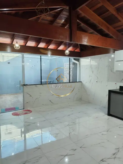 Foto 3 de Casa com 3 quartos à venda, 180m2 em Loteamento Villa Branca, Jacarei - SP