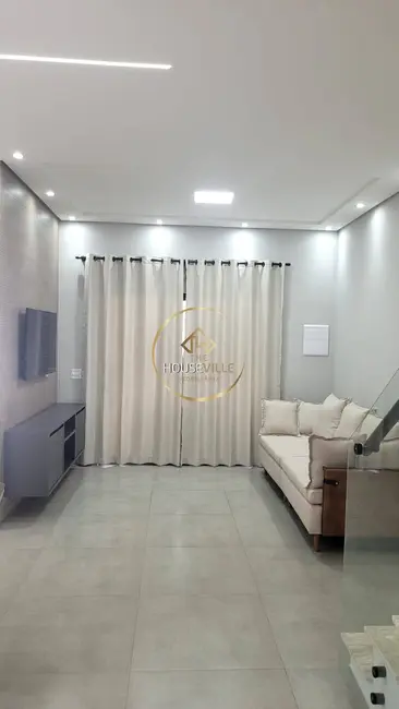 Foto 4 de Casa com 2 quartos à venda, 168m2 em Loteamento Villa Branca, Jacarei - SP