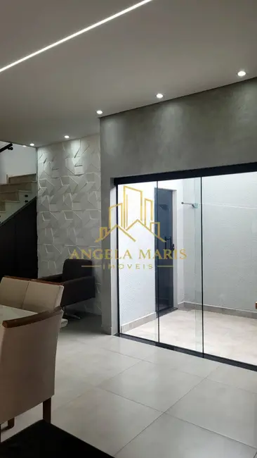 Foto 5 de Casa com 2 quartos à venda, 168m2 em Loteamento Villa Branca, Jacarei - SP