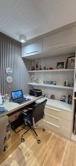 Apartamento com 3 quartos à venda, 181m2 em Sao Jose Dos Campos - SP - imagem 8 Foto 8 de Apartamento com 3 quartos à venda, 181m2 em Sao Jose Dos Campos - SP