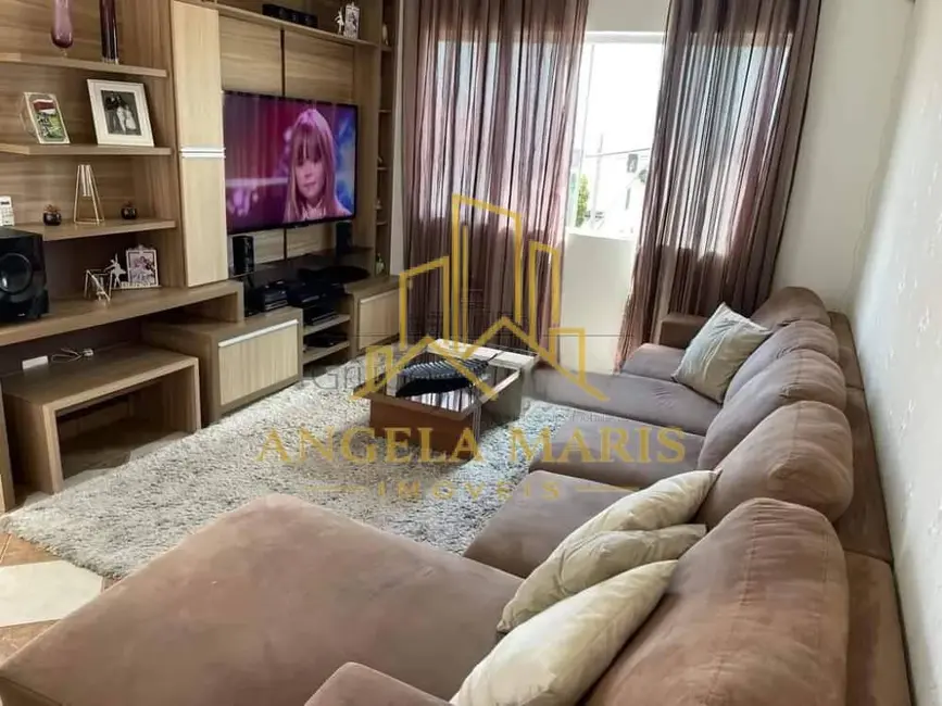 Foto 6 de Casa com 3 quartos à venda, 180m2 em Jardim Terras de São João, Jacarei - SP