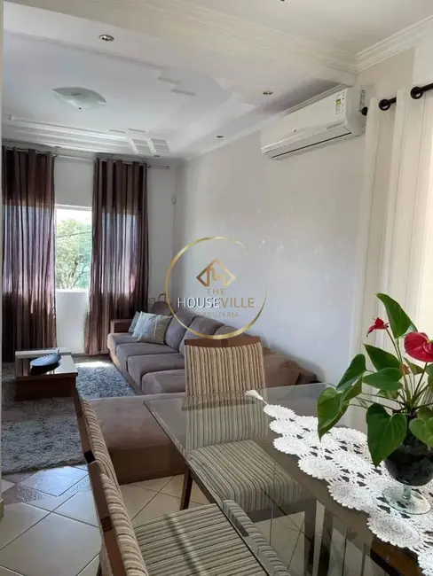 Foto 6 de Casa com 3 quartos à venda, 180m2 em Jardim Terras de São João, Jacarei - SP