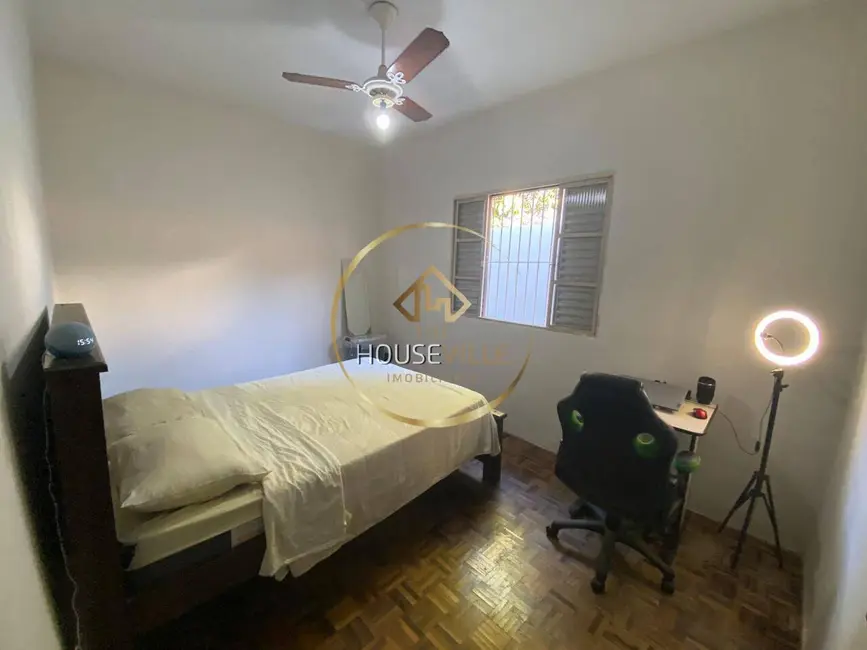 Foto 5 de Casa com 3 quartos à venda e para alugar, 250m2 em Sao Jose Dos Campos - SP