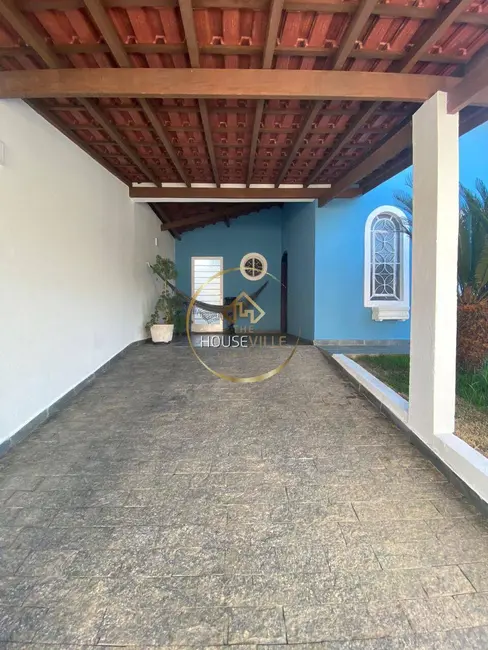Foto 3 de Casa com 3 quartos à venda e para alugar, 250m2 em Sao Jose Dos Campos - SP