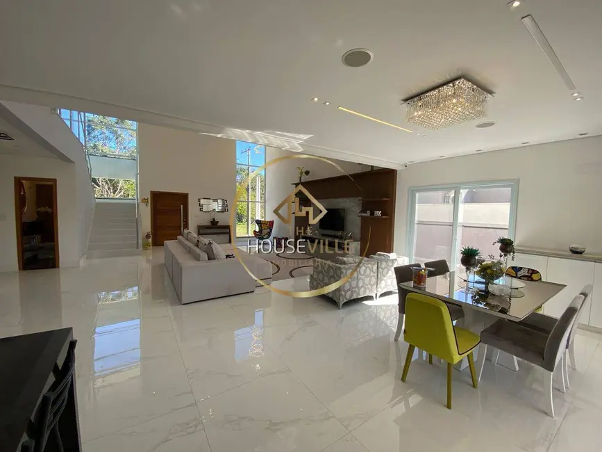 Foto 3 de Casa de Condomínio com 5 quartos à venda, 700m2 em Jambeiro - SP