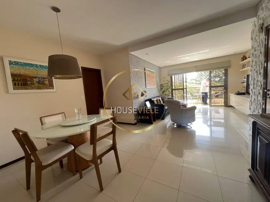 Apartamento com 4 quartos à venda, 140m2 em Sao Jose Dos Campos - SP - imagem 7 Foto 7 de Apartamento com 4 quartos à venda, 140m2 em Sao Jose Dos Campos - SP