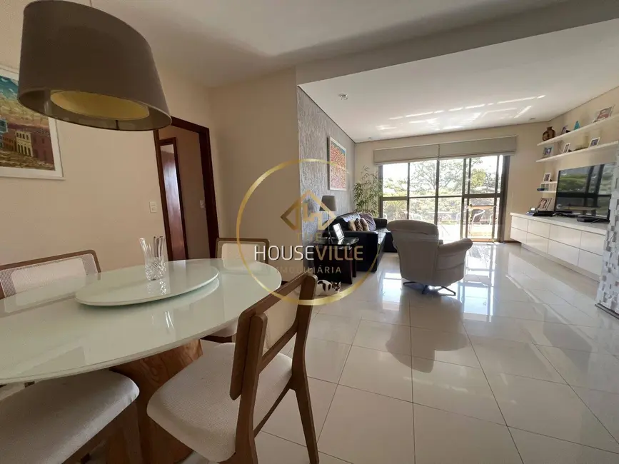 Apartamento com 4 quartos à venda, 140m2 em Sao Jose Dos Campos - SP - imagem 8 Foto 8 de Apartamento com 4 quartos à venda, 140m2 em Sao Jose Dos Campos - SP