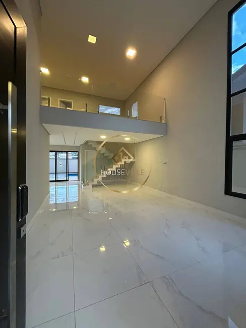 Foto 3 de Casa de Condomínio com 3 quartos à venda e para alugar, 260m2 em Bairro do Grama, Cacapava - SP