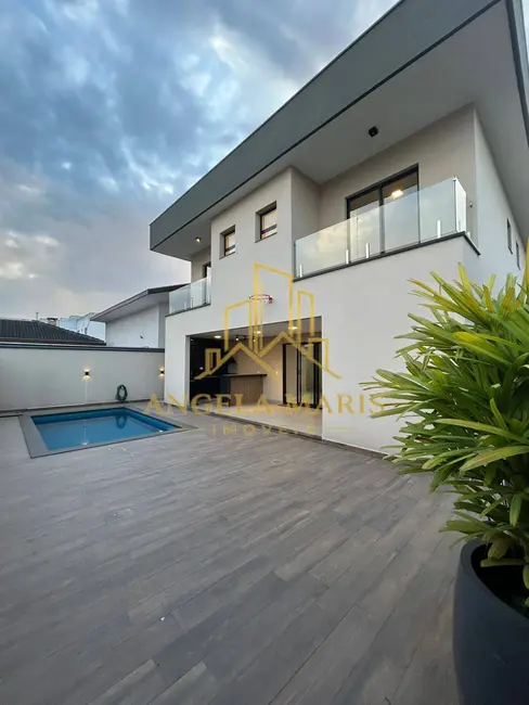 Foto 3 de Casa de Condomínio com 3 quartos à venda e para alugar, 260m2 em Bairro do Grama, Cacapava - SP