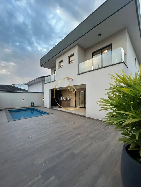 Foto 2 de Casa de Condomínio com 3 quartos à venda e para alugar, 260m2 em Bairro do Grama, Cacapava - SP