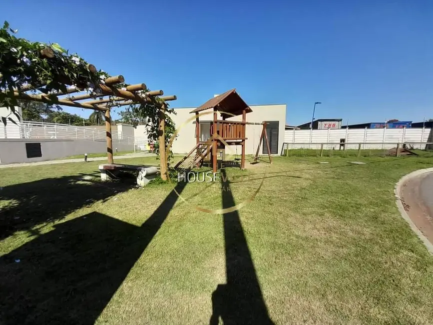 Foto 6 de Casa de Condomínio com 3 quartos à venda, 200m2 em Jardim Jacinto, Jacarei - SP