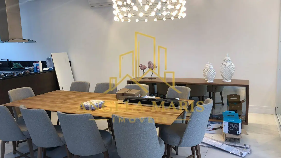 Foto 3 de Casa de Condomínio com 3 quartos à venda, 310m2 em Sao Sebastiao - SP
