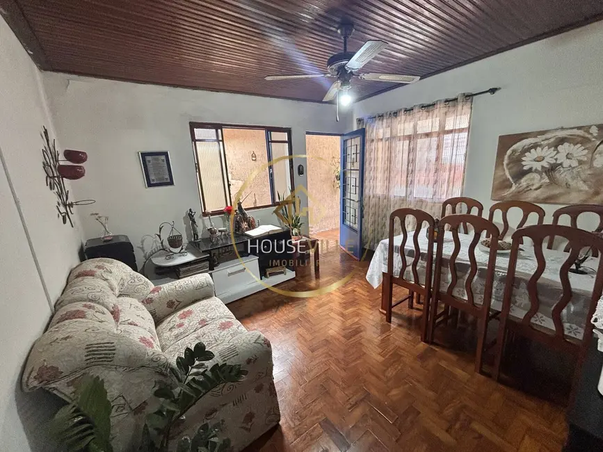 Foto 5 de Casa com 6 quartos à venda, 200m2 em Sao Jose Dos Campos - SP
