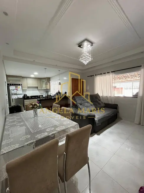 Casa com 3 quartos à venda, 168m2 em Sao Jose Dos Campos - SP - imagem 1 Foto 1 de Casa com 3 quartos à venda, 168m2 em Sao Jose Dos Campos - SP