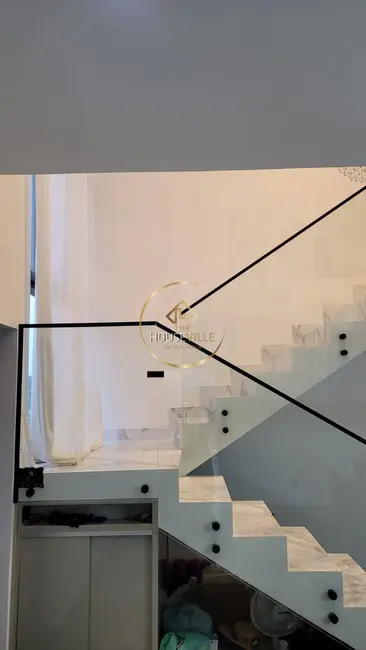 Foto 7 de Casa de Condomínio com 3 quartos à venda, 230m2 em Jardim Jacinto, Jacarei - SP