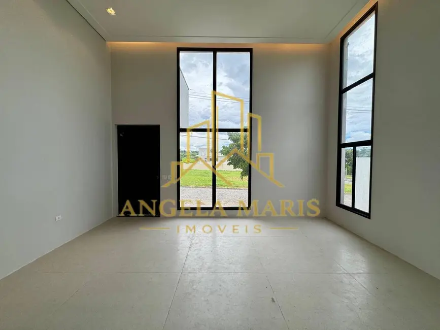 Foto 4 de Casa de Condomínio com 3 quartos à venda, 220m2 em Condomínio Residencial Ecopark Bourbon, Cacapava - SP