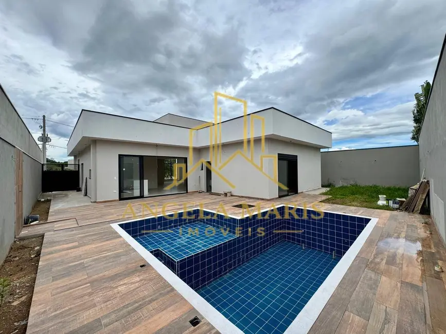 Foto 2 de Casa de Condomínio com 3 quartos à venda, 220m2 em Condomínio Residencial Ecopark Bourbon, Cacapava - SP