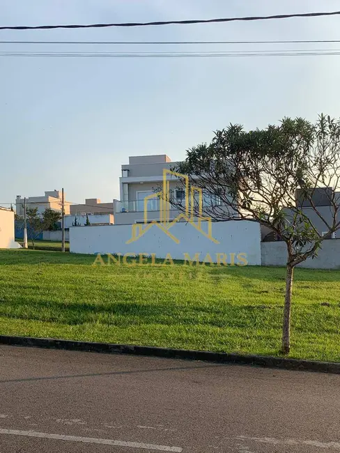Foto 2 de Lote de Condomínio à venda, 300m2 em Cacapava - SP