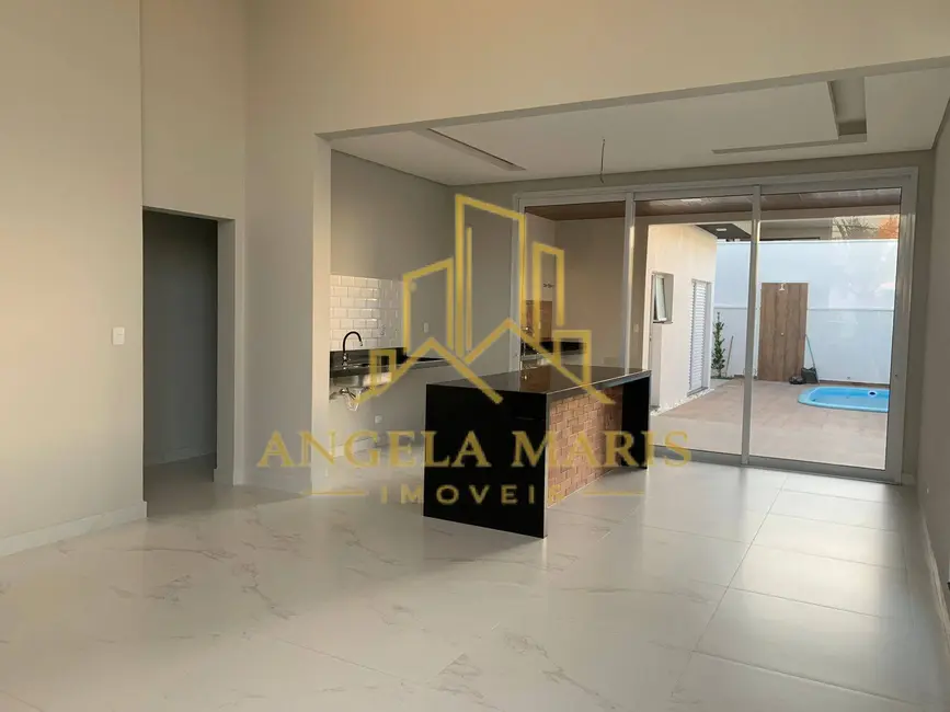 Foto 2 de Casa de Condomínio com 3 quartos à venda, 142m2 em Cacapava - SP