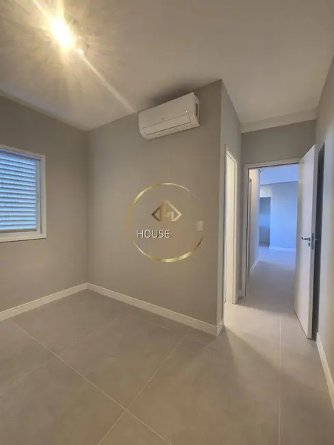 Apartamento com 2 quartos à venda, 60m2 em Sao Jose Dos Campos - SP - imagem 3 Foto 3 de Apartamento com 2 quartos à venda, 60m2 em Sao Jose Dos Campos - SP