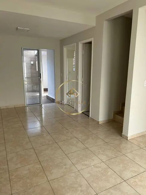 Casa de Condomínio com 3 quartos à venda e para alugar, 127m2 em Sao Jose Dos Campos - SP - imagem 2 Foto 2 de Casa de Condomínio com 3 quartos à venda e para alugar, 127m2 em Sao Jose Dos Campos - SP