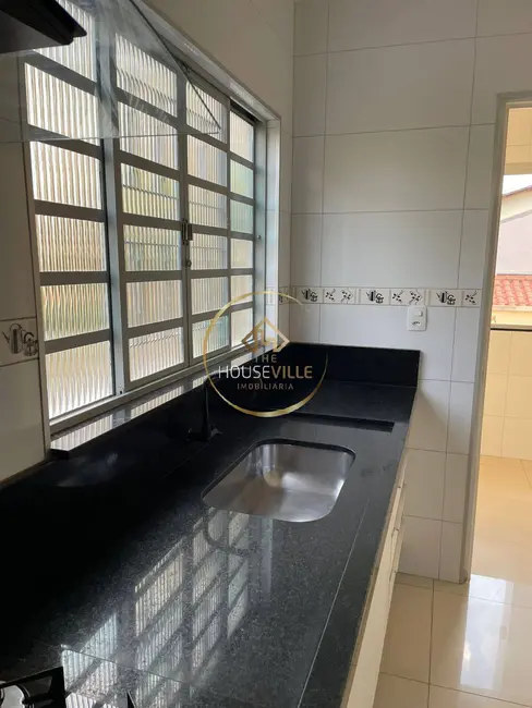 Casa com 3 quartos para alugar, 89m2 em Sao Jose Dos Campos - SP - imagem 9 Foto 9 de Casa com 3 quartos para alugar, 89m2 em Sao Jose Dos Campos - SP