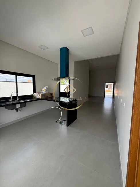 Foto 3 de Casa de Condomínio com 3 quartos à venda e para alugar, 170m2 em Cacapava - SP