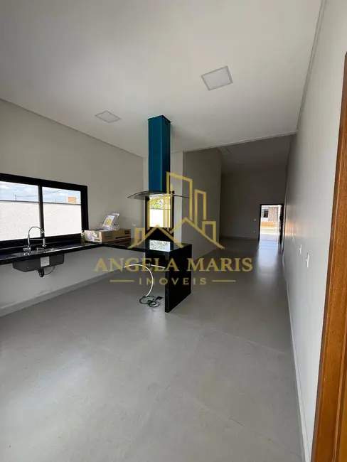 Foto 5 de Casa de Condomínio com 3 quartos à venda e para alugar, 170m2 em Cacapava - SP