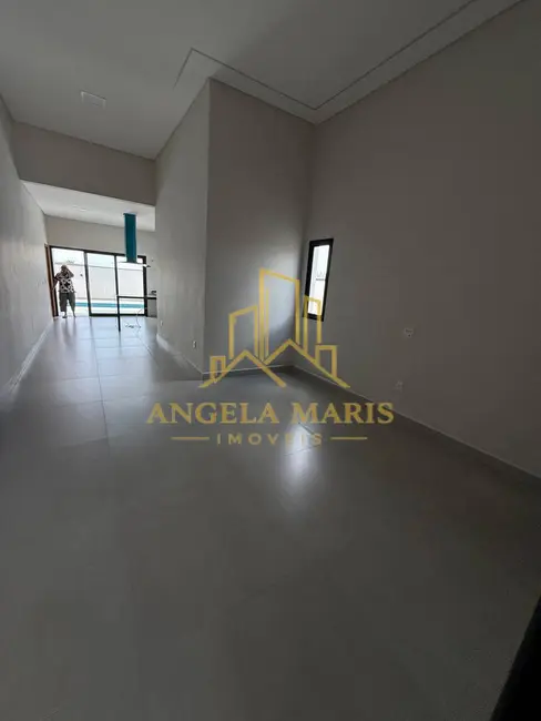 Foto 2 de Casa de Condomínio com 3 quartos à venda e para alugar, 170m2 em Cacapava - SP