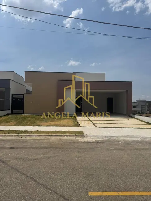 Foto 1 de Casa de Condomínio com 3 quartos à venda e para alugar, 170m2 em Cacapava - SP