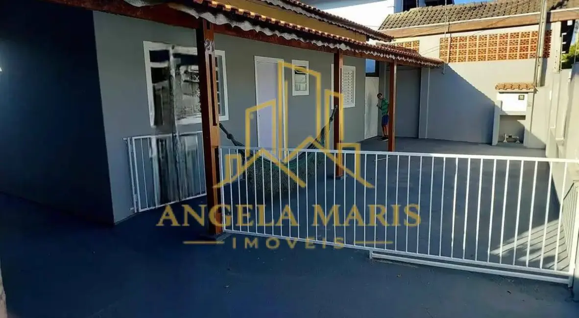 Foto 2 de Casa com 2 quartos à venda, 100m2 em Sao Jose Dos Campos - SP