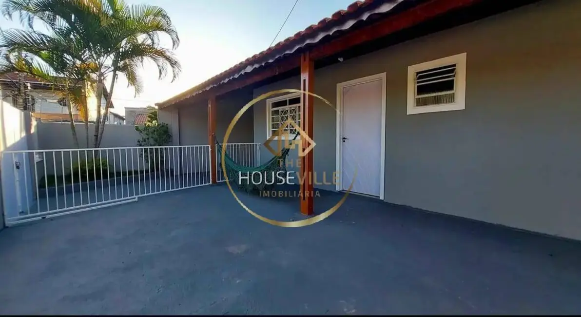 Foto 1 de Casa com 2 quartos à venda, 100m2 em Sao Jose Dos Campos - SP