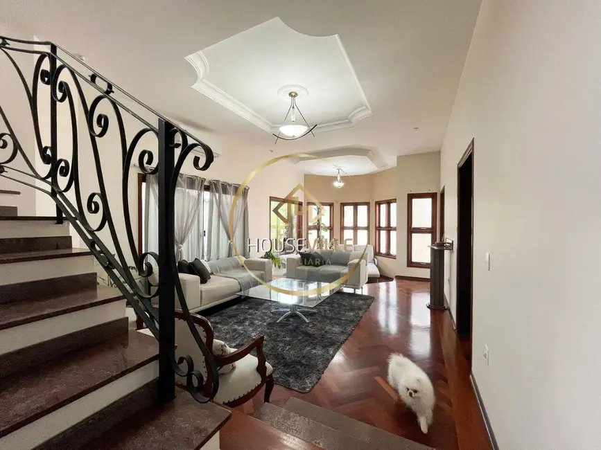 Casa de Condomínio com 4 quartos para alugar, 322m2 em Sao Jose Dos Campos - SP - imagem 4 Foto 4 de Casa de Condomínio com 4 quartos para alugar, 322m2 em Sao Jose Dos Campos - SP
